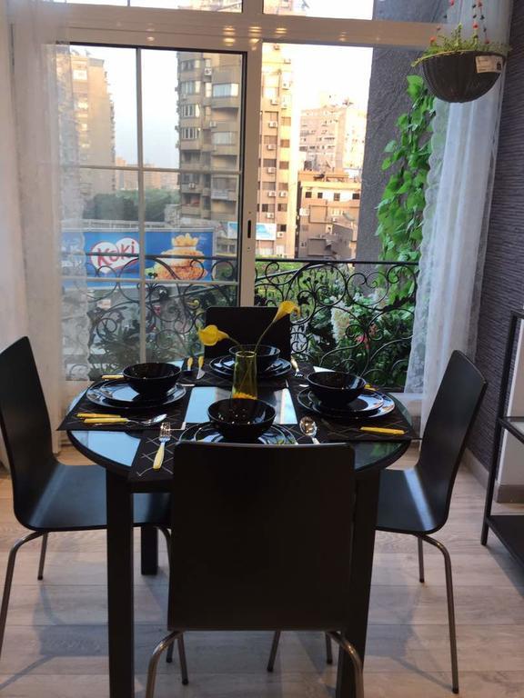 Luxury Mohandeseen Apartment Cairo Exterior foto
